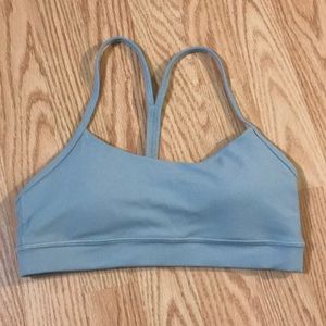 Lululemon bra size 6, includes cups!